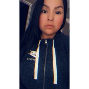 Meet your Posher, Mandy